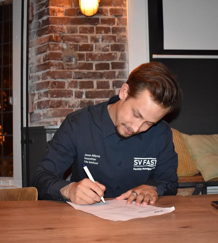 Jesse_tekenen.jpeg
