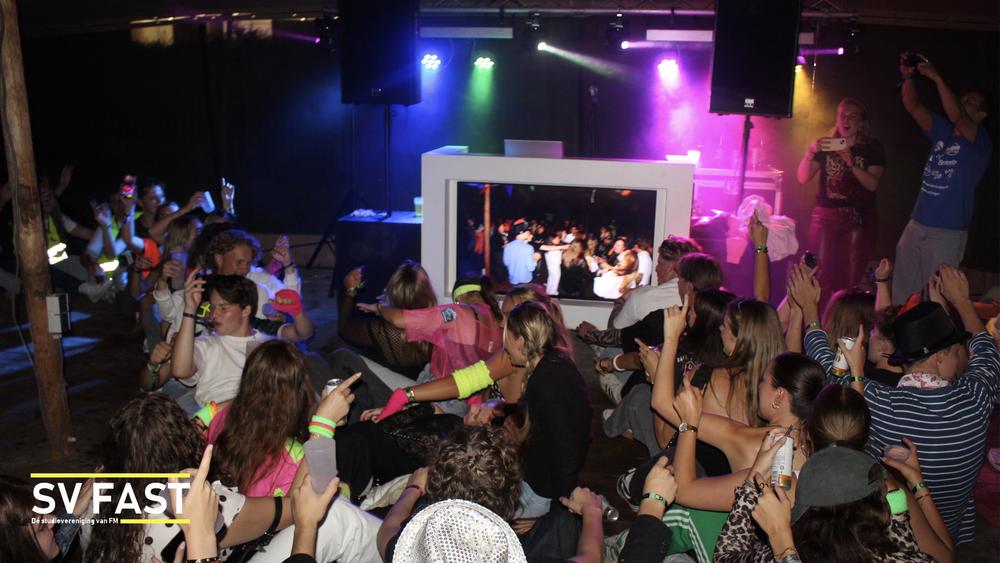 Intro DJ met logo.045.jpeg
