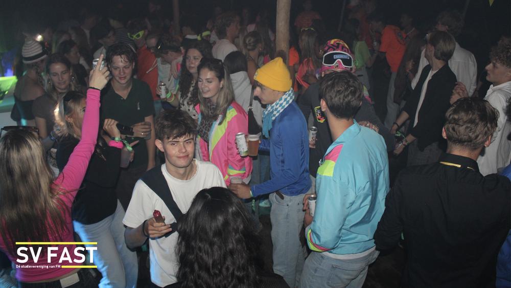 Intro DJ met logo.033.jpeg