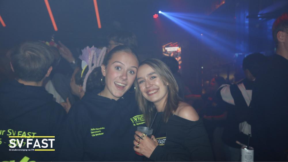 Dierendag Borrel fotos met logo.026.jpeg