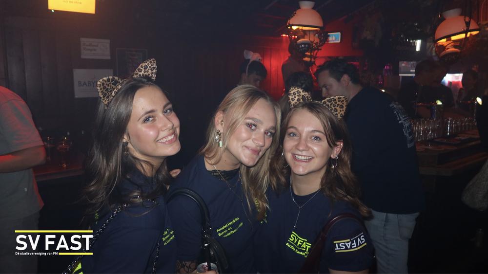 Dierendag Borrel fotos met logo.051.jpeg