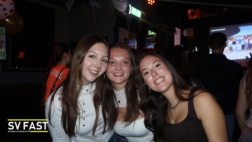 Dierendag Borrel fotos met logo.048.jpeg