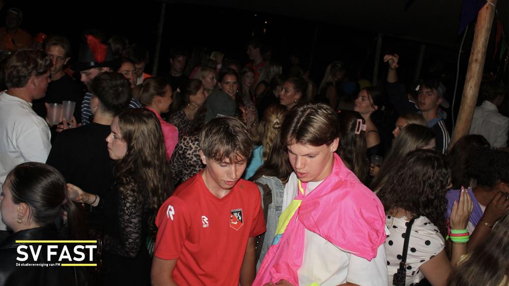 Intro DJ met logo.020.jpeg
