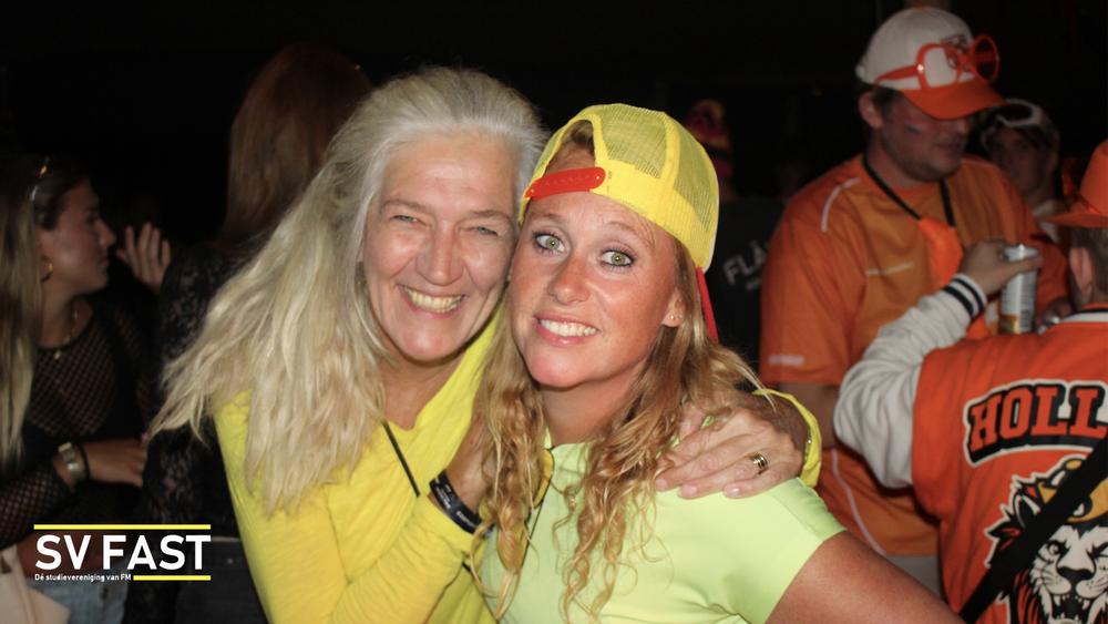 Intro DJ met logo.017.jpeg