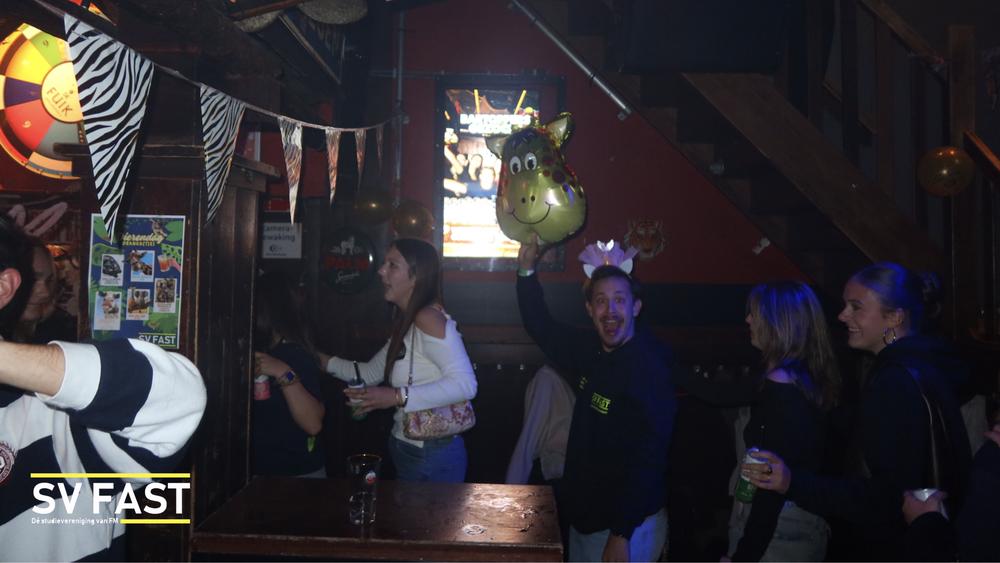 Dierendag Borrel fotos met logo.015.jpeg