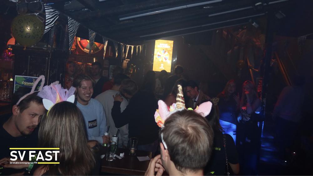 Dierendag Borrel fotos met logo.024.jpeg