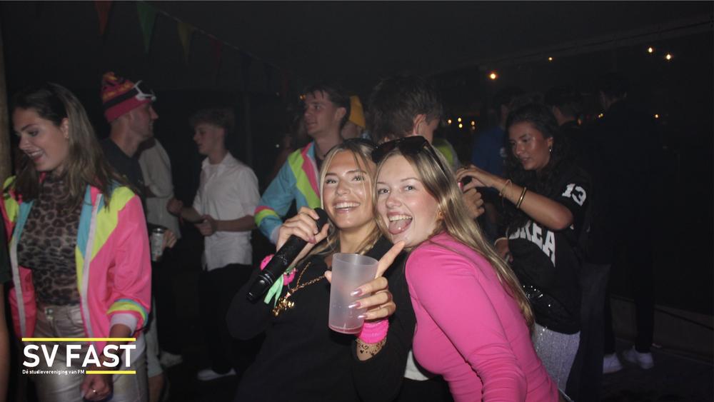 Intro DJ met logo.031.jpeg